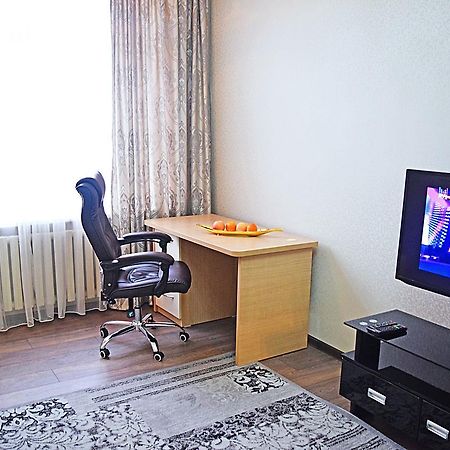 Luxury Palace Apartment Biskek Kültér fotó