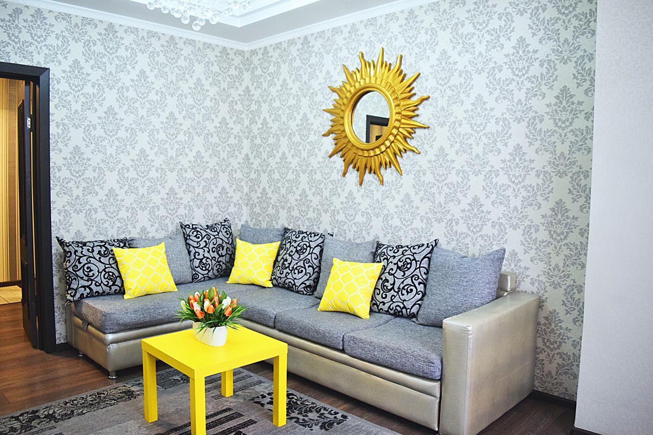 Luxury Palace Apartment Biskek Kültér fotó